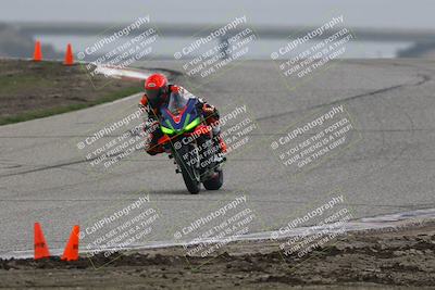 media/Nov-29-2025-TrackDaz (Sat) [[10ae2d9bce]]/A Group/Session 3 (Outside Grapevine)/